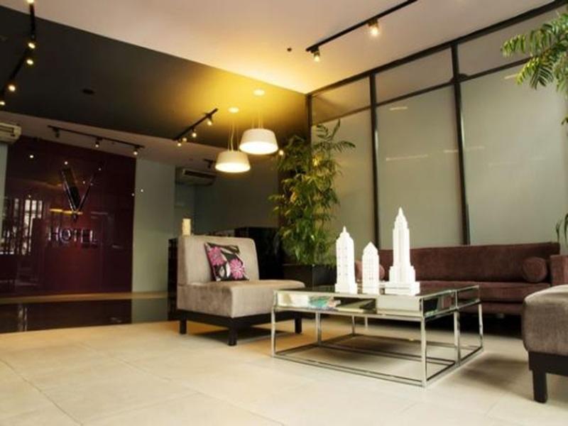 V Hotel Manila Exterior photo